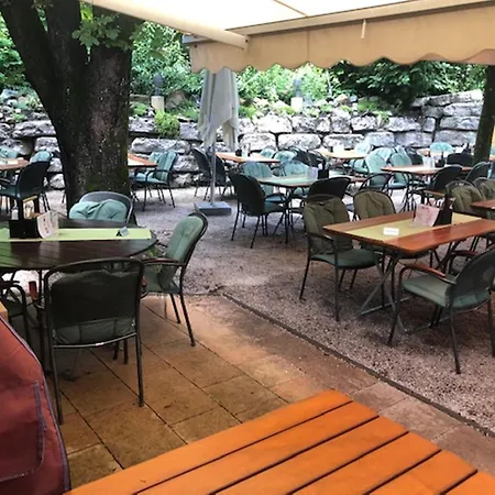 Austria Classic Hölle Hotel Salzburg