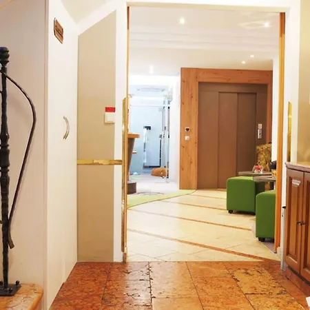 Otel Austria Classic Hoelle 4*