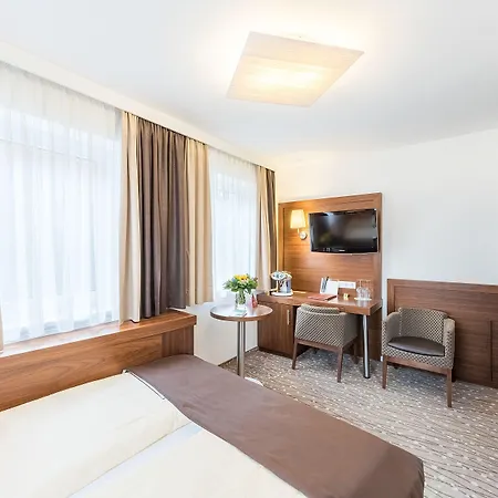 Otel Austria Classic Hoelle 4*