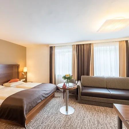 Austria Classic Hoelle Otel 4*