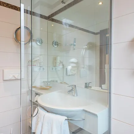 Austria Classic Hoelle Otel 4*