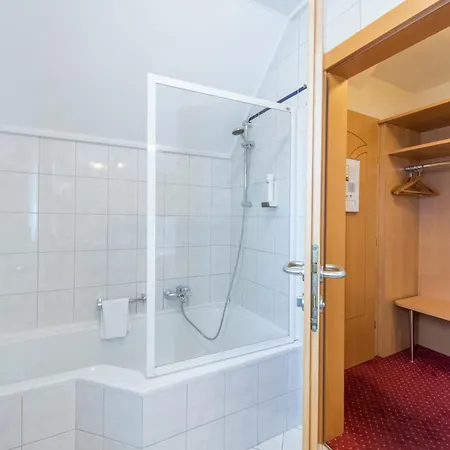 Austria Classic Hoelle Otel 4*