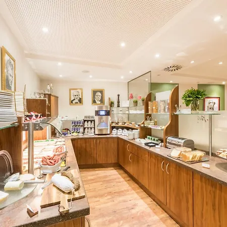 Austria Classic Hoelle 4* Salzburgo